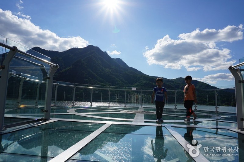 衣岩湖sky walk (6/7)