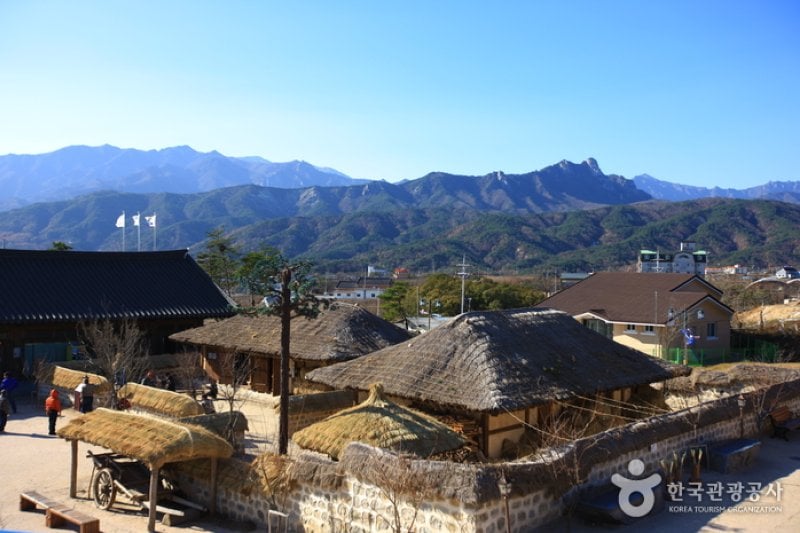 束草市立博物馆‧ 束草难民文化村