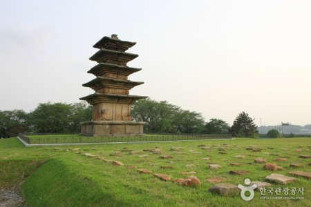 益山王宫里遗址[联合国教科文组织世界遗产]