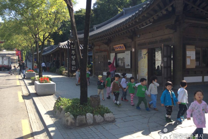 全州工艺品展示馆，名品馆