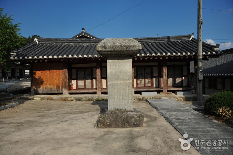 南原乡校(남원향교) (3/10)