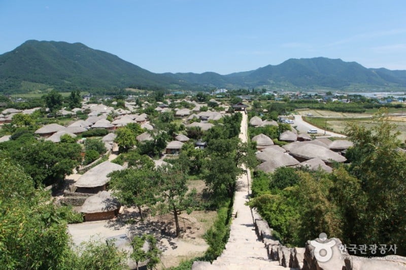 乐安邑城民俗村