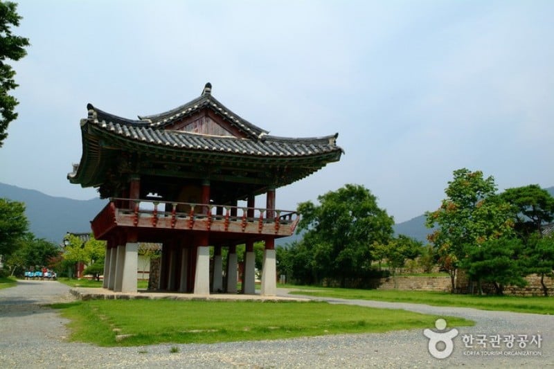 乐安邑城民俗村