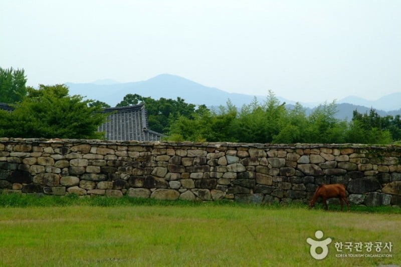 乐安邑城民俗村