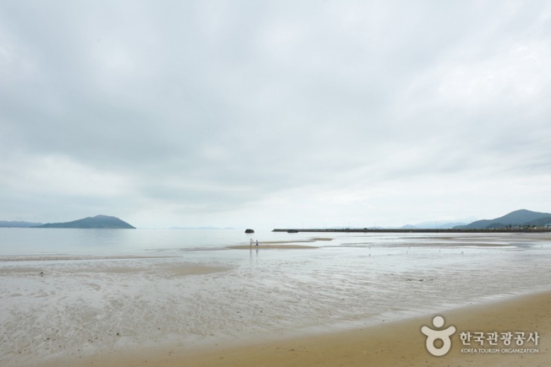 栗浦海水浴场及海水游泳场