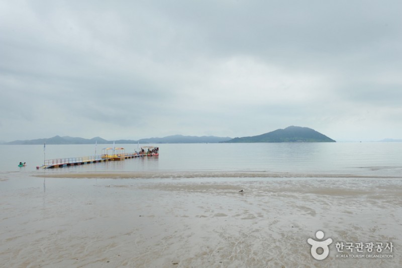 栗浦海水浴场及海水游泳场