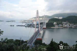 突山大桥
