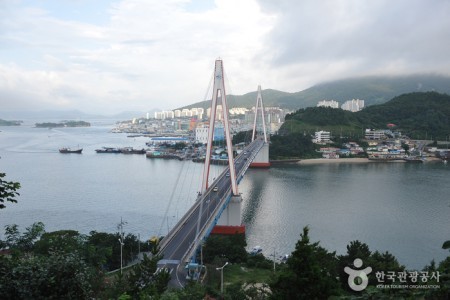 突山大桥