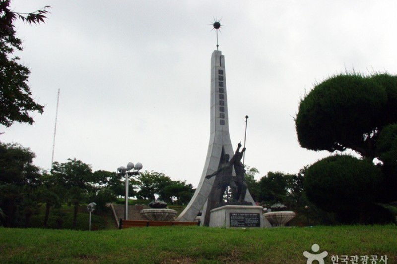 突山岛 (1/1)