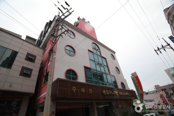 米兰汽车旅馆[优秀住宿设施]