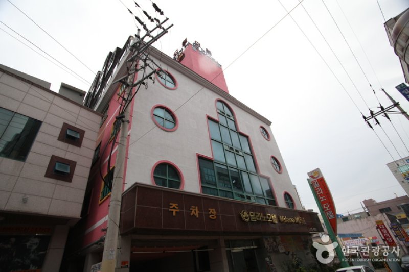 米兰汽车旅馆[优秀住宿设施] 