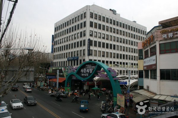 西门市场