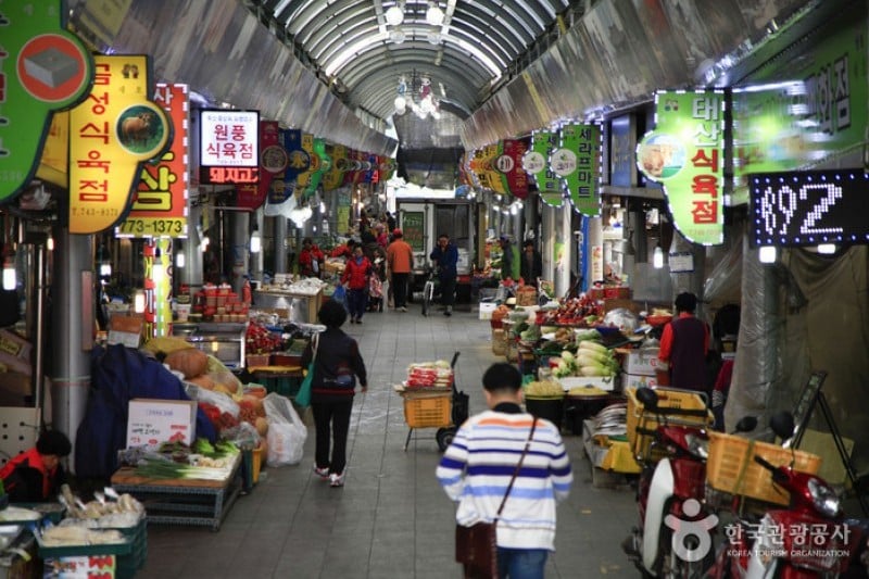 慶州城洞市場