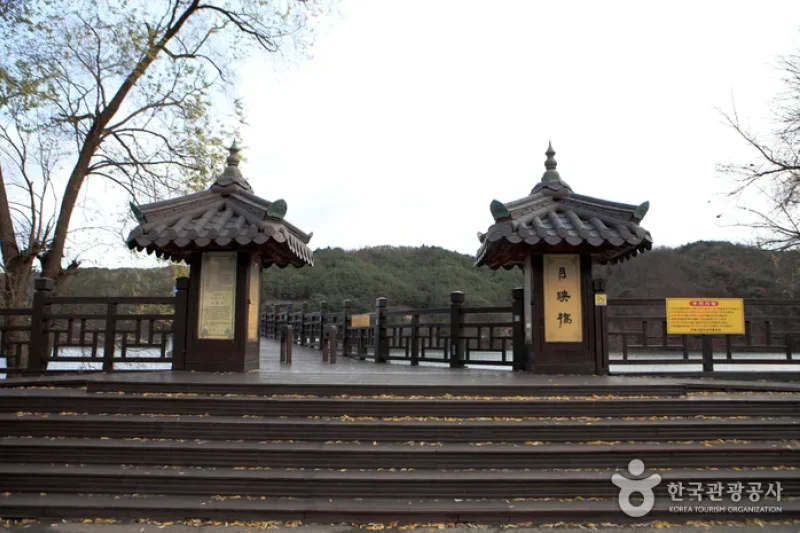 月映桥（월영교）