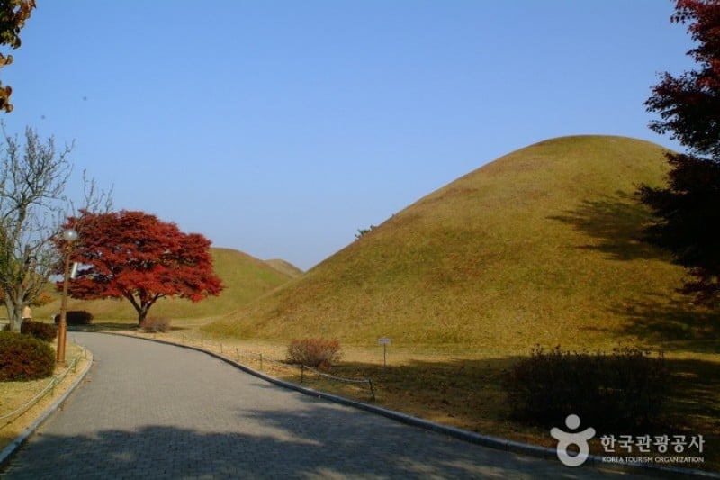 大陵苑-天马冢
