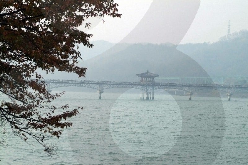 安东民俗村和安东湖