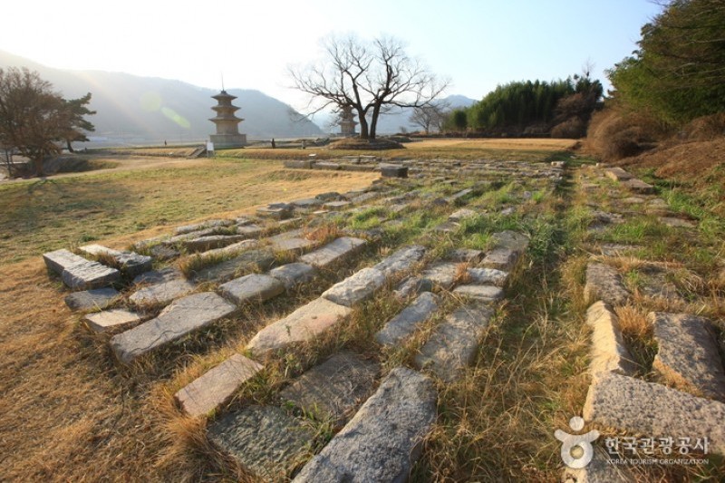 庆州感恩寺址 (23/25)