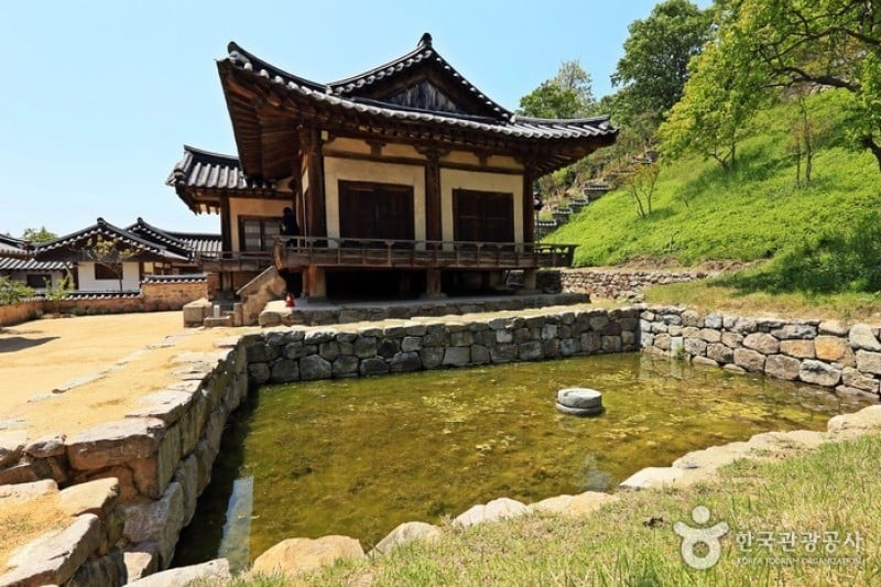 安东法兴寺七层砖塔