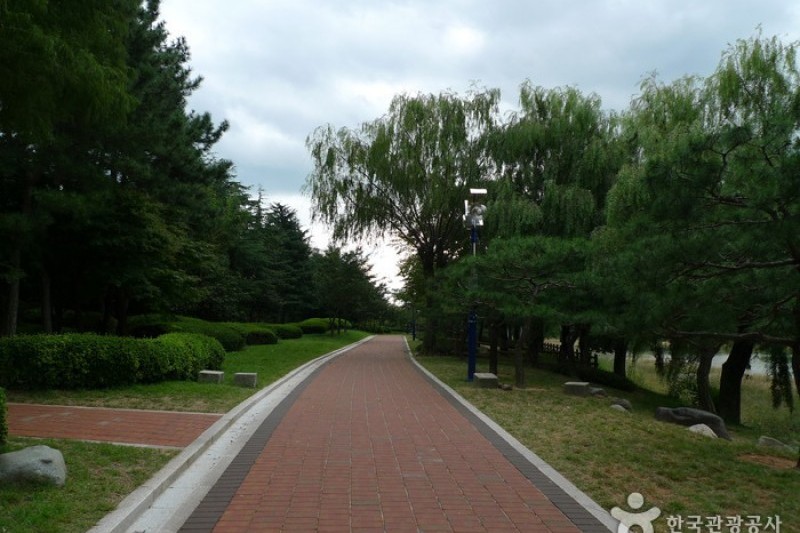 普门湖