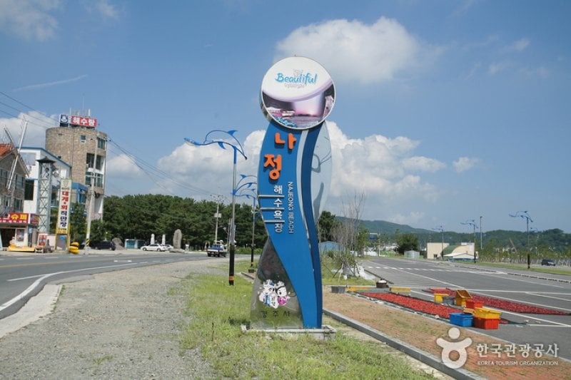 萝井沙滩海水浴场 (1/4)