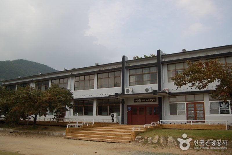 琵瑟陶艺园 (1/11)