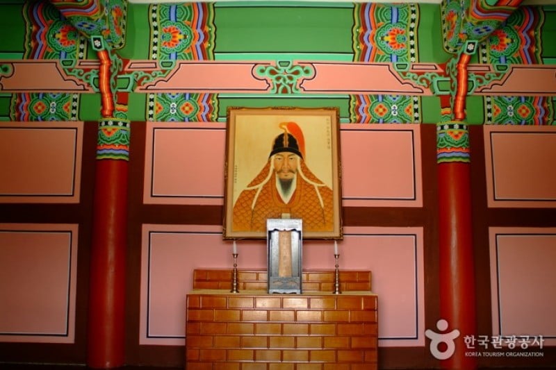忠义祠 (1/7)