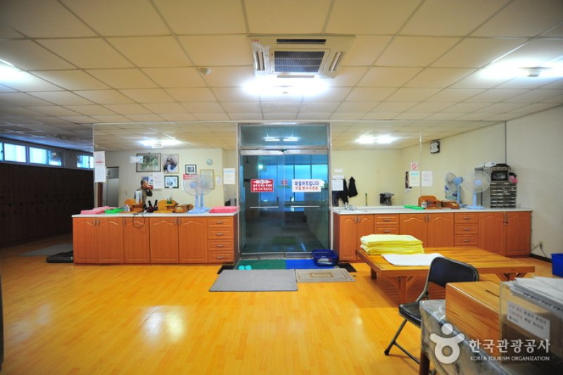 白岩温泉凤凰酒店[优秀住宿设施] 
