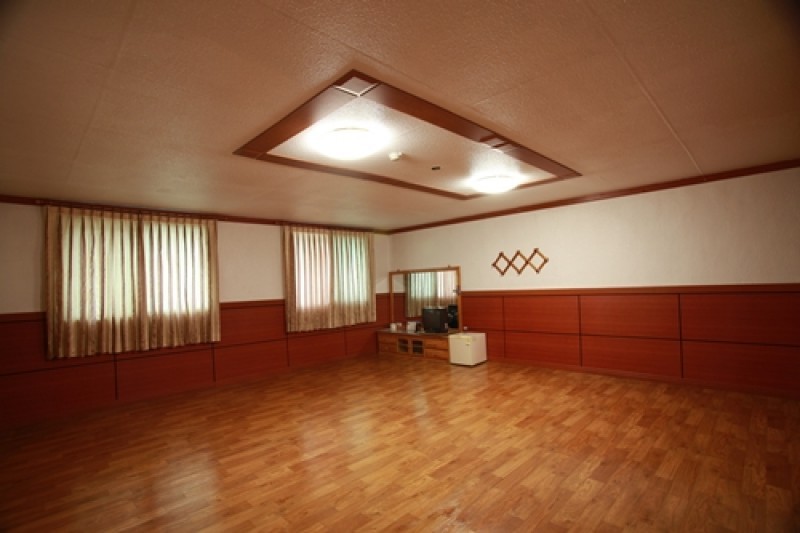 白岩春天酒店[优秀住宿设施] 