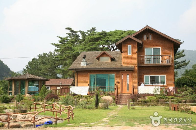 汤姆叔叔的小屋 (1/5)