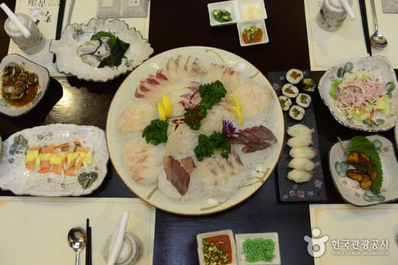 青海日本料理