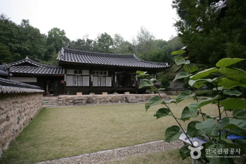 恥岩古宅