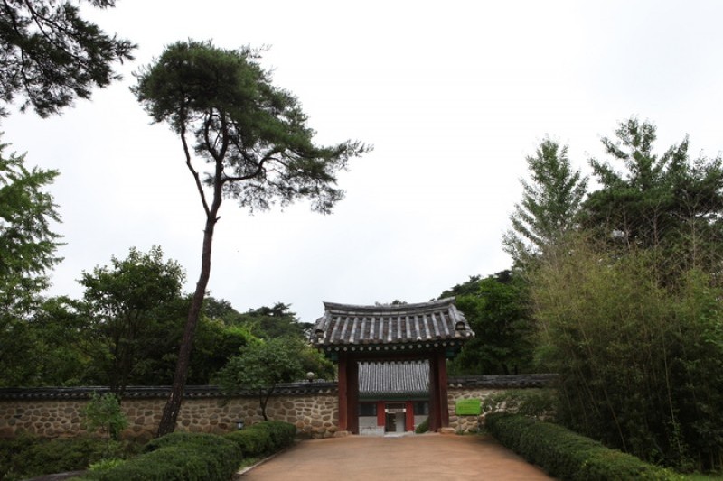 绍修书院