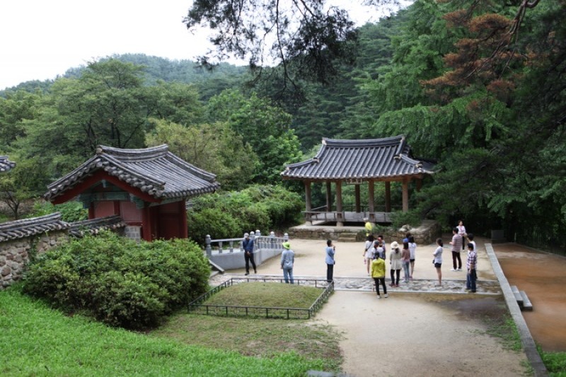 绍修书院