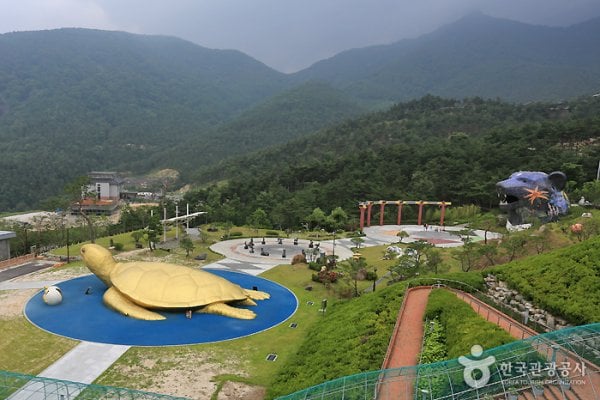 山清韩方主题公园산청한방테마파크
