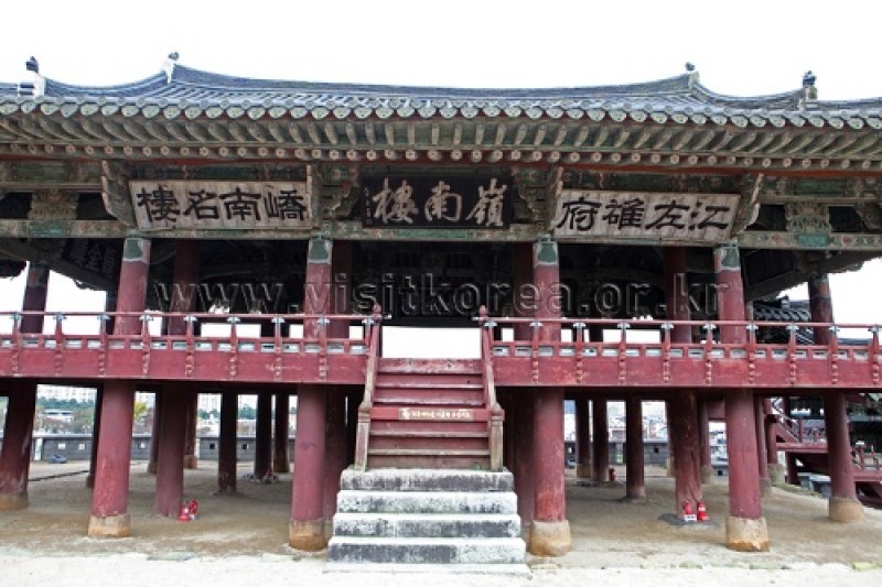 密阳岭南楼