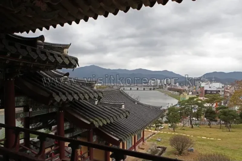 密阳岭南楼