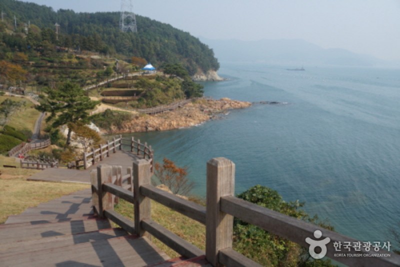 李舜臣公园이순신공원