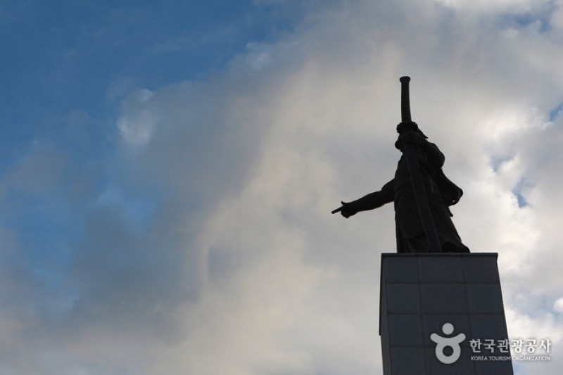 李舜臣公园이순신공원