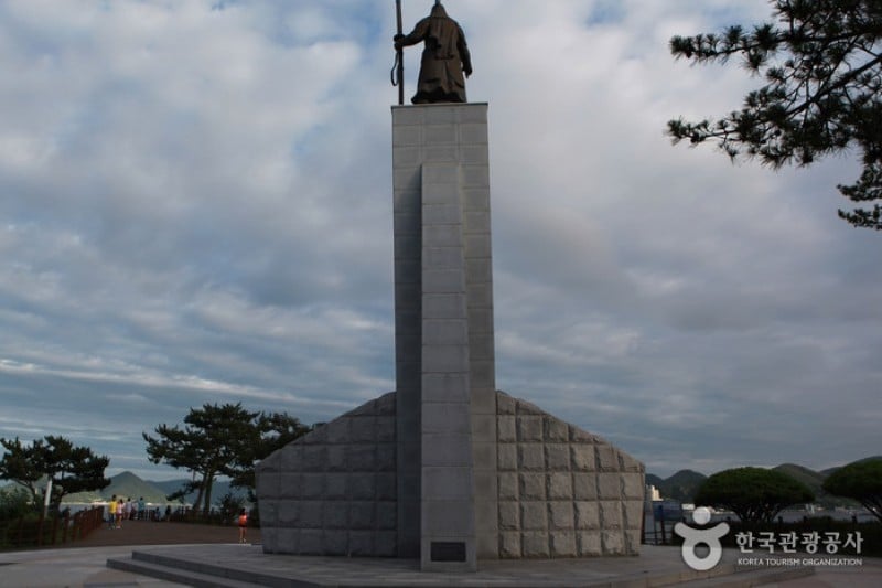 李舜臣公园이순신공원