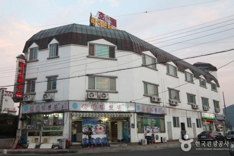 灯塔酒店[优秀住宿设施] 