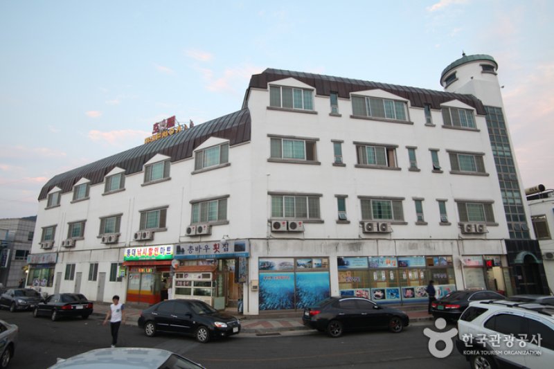 灯塔酒店[优秀住宿设施] 