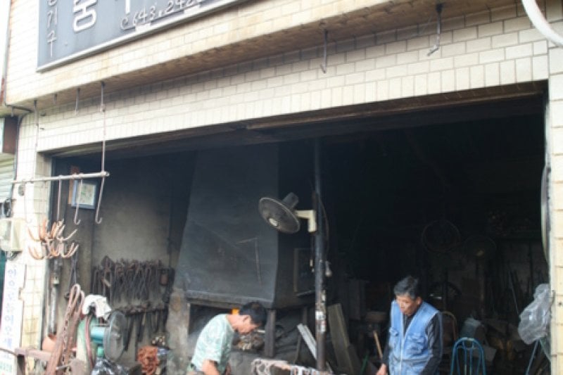 江口岸