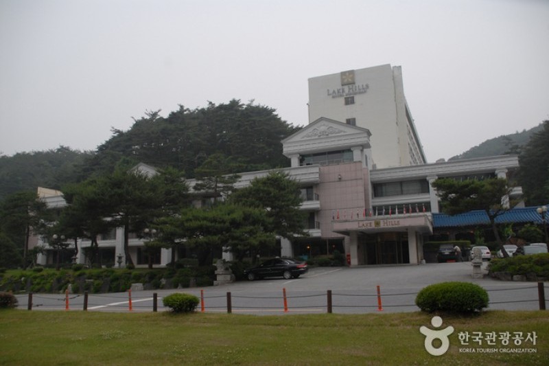 俗离山山水酒店