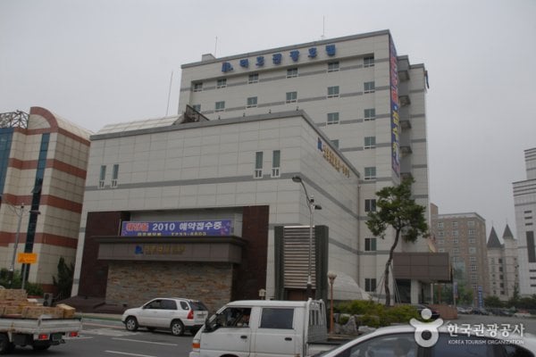 丽湖观光饭店