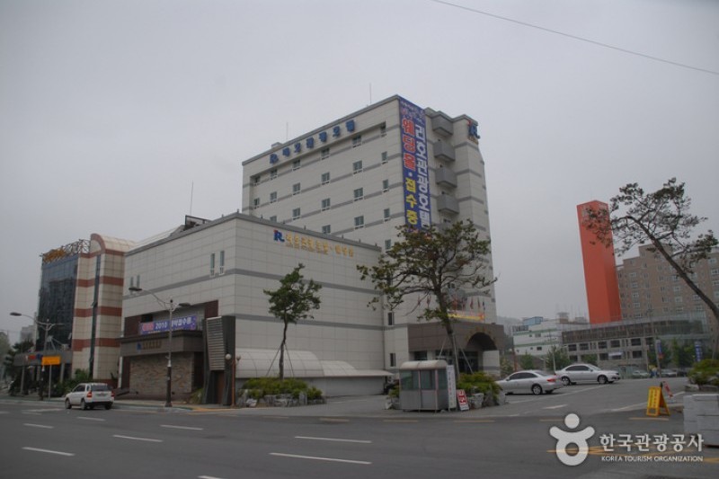 丽湖观光饭店