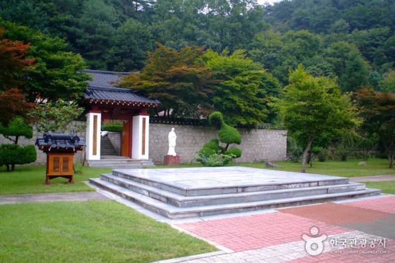 徘论圣地