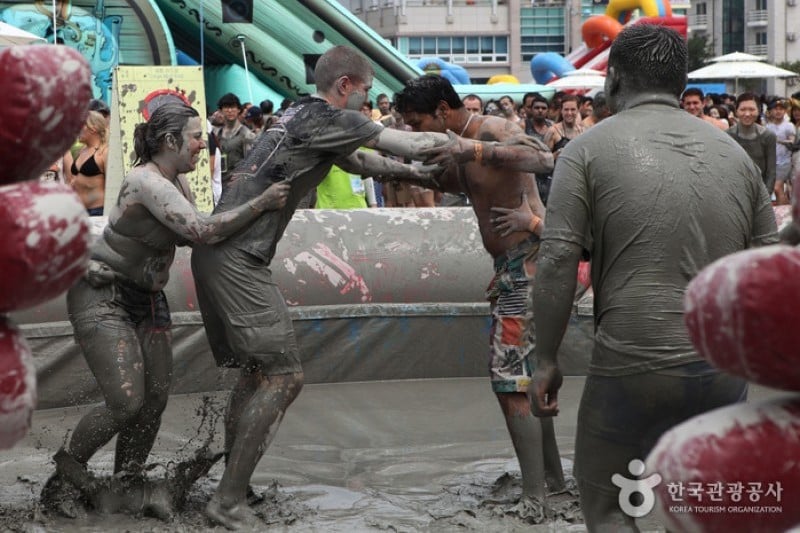 保宁美容泥浆节