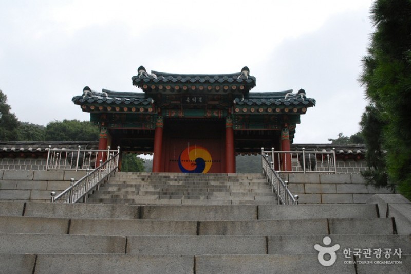 显忠祠