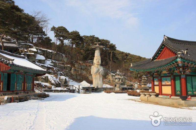 灌烛寺