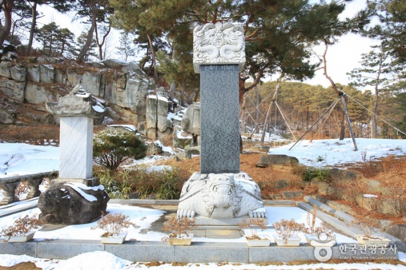 灌烛寺